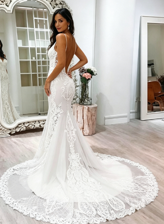 R0137,white sleeveless backless women dresses spaghetti-straps lace full length fashion dresses spaghetti-straps tulle long wedding dress
