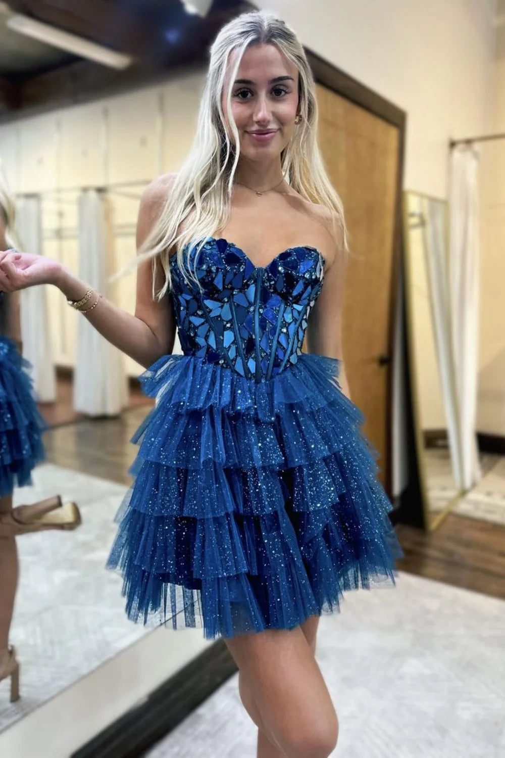 Gorgeous A-Line Sweetheart Short Tiered Tulle Homecoming Dress with Mirror SH7992