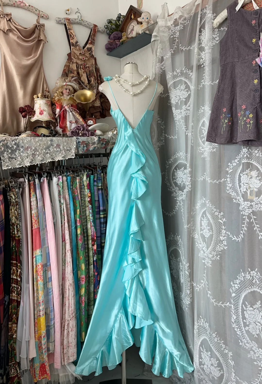 Simple Vintage Mermaid Straps Ruffle Satin Open Back Long Prom Dress SH5253
