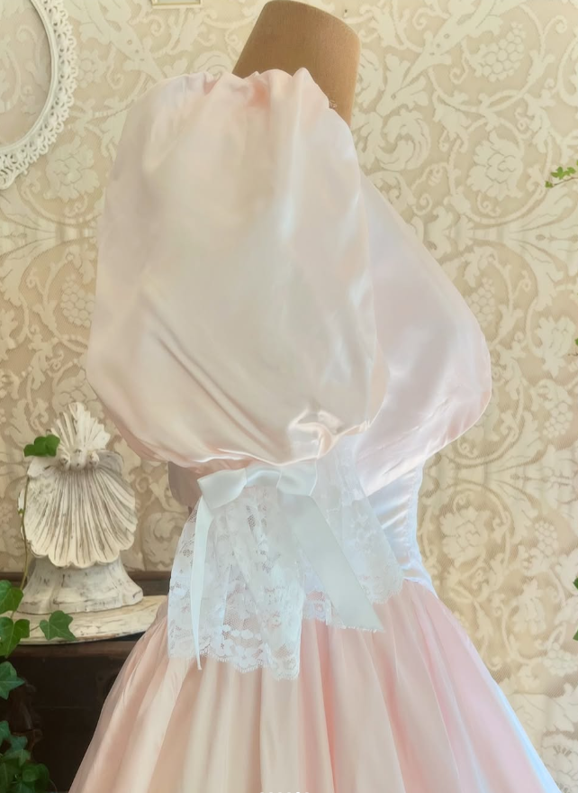 Vintage A Line Sweetheart Neck Lace Light Pink Satin Long Prom Dress Evening Dress SH1885