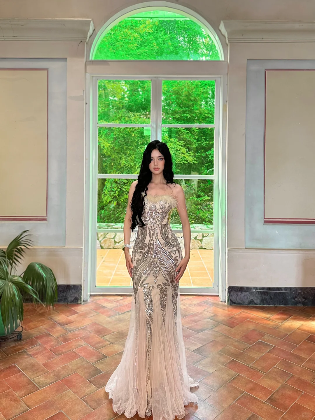 Gentle Mermaid Strapless Sequin Feather Tulle Prom Dress Party Dresses SH4600