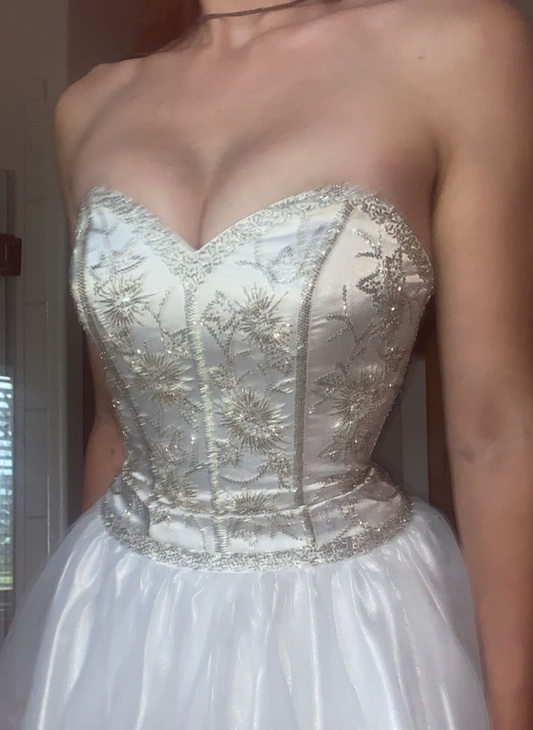 Retro A Line Sweetheart Neck Shiny Beaded White Organza Wedding Dress SH5948