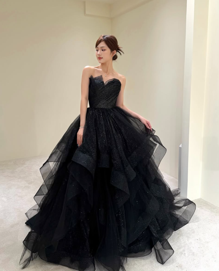 Sweety Ball Gown Strapless Ruffle Sequin Black Tulle Prom Dress Evening Dress SH5102