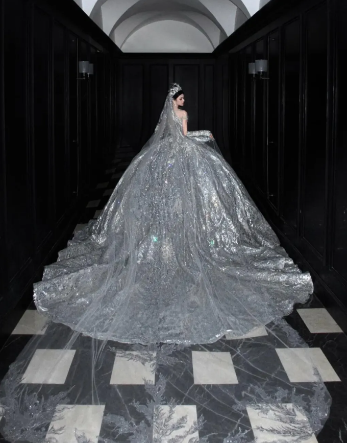Silver Sequin Ball Gown Round Neck Prom Dress Evening Dress Party Dress SH3614
