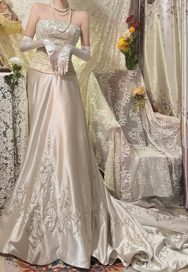 Vintage A Line Strapless Beaded Apricot Satin Prom Dress Wedding Guest Dress SH4653