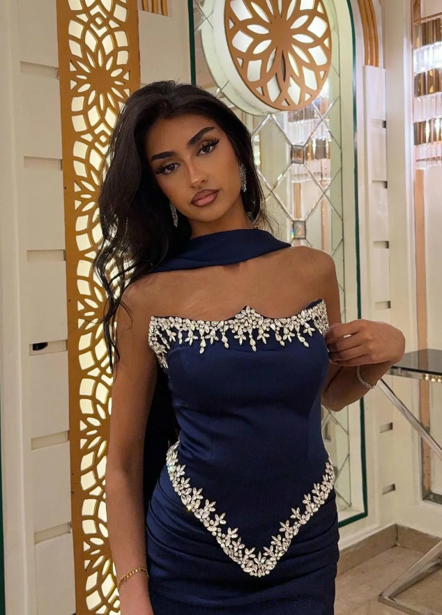 Navy Blue Sheath Strapless Exquisite Beaded Satin Prom Dress Evening Dress SH5397