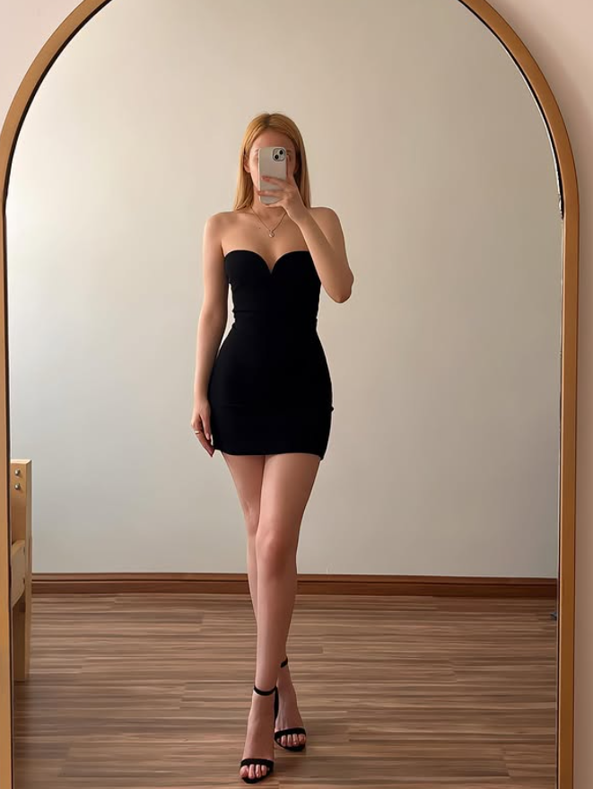 High-class Black Sheath Sweetheart Neck Satin Short Prom Dress Homecoming Dress SH9056