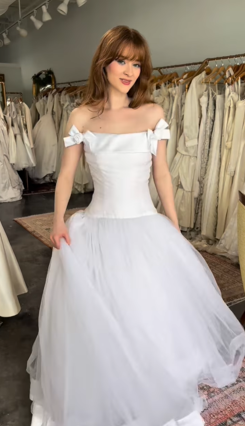 Retro Unique A Line Strapless Bow White Tulle Satin Wedding Dress SH6089