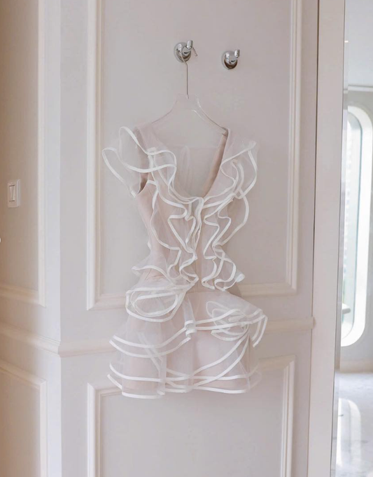 White A Line V Neck Ruffle Layered Tulle Short Homecoming Dress Outfits SH4431