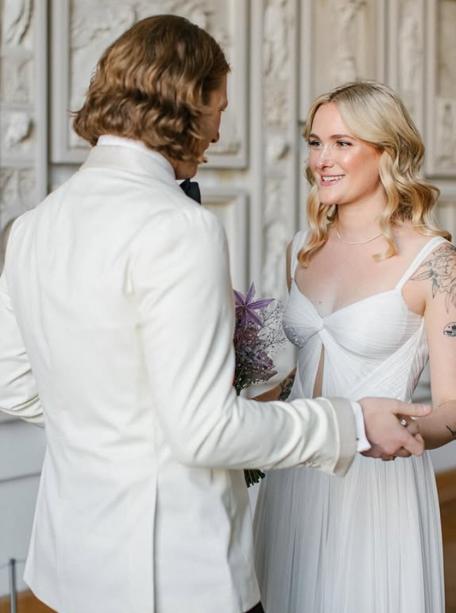 Flowy A Line Spaghetti Strap White Chiffon Wedding Dresses with Slit SH4702