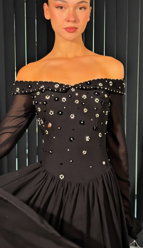 High-class Black A Line Long Sleeve Beaded Chiffon Prom Dress Evening Dress SH6754