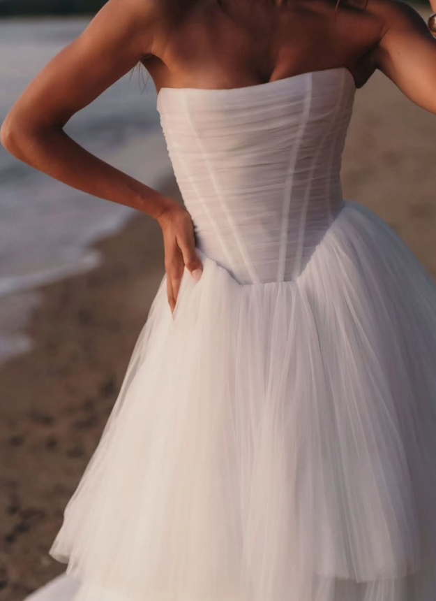 Flowy A Line Strapless Corset White Tulle Long Wedding Dress SH6194