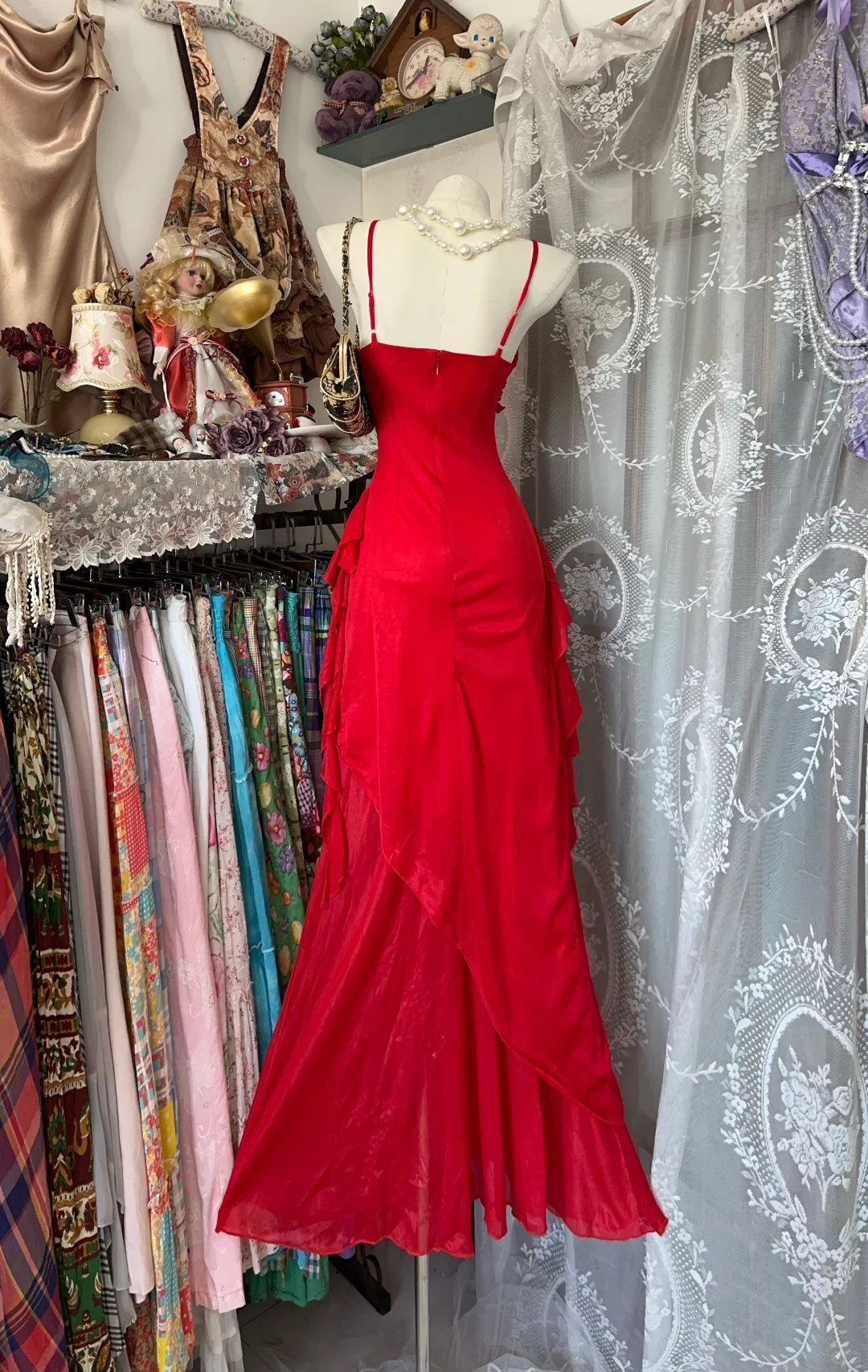 Sexy Vintage Mermaid Straps Ruffle Red Chiffon Long Prom Dress SH5254