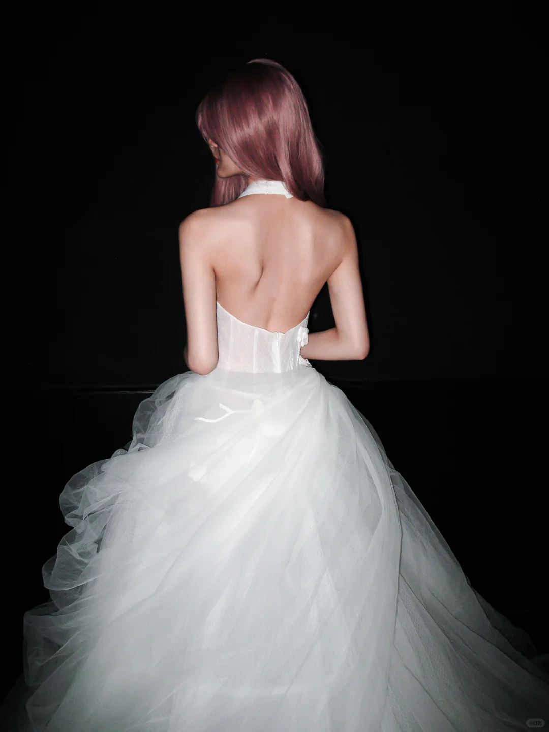 White Princess Ball Gown V Neck Appliques Tulle Wedding Dress SH5551