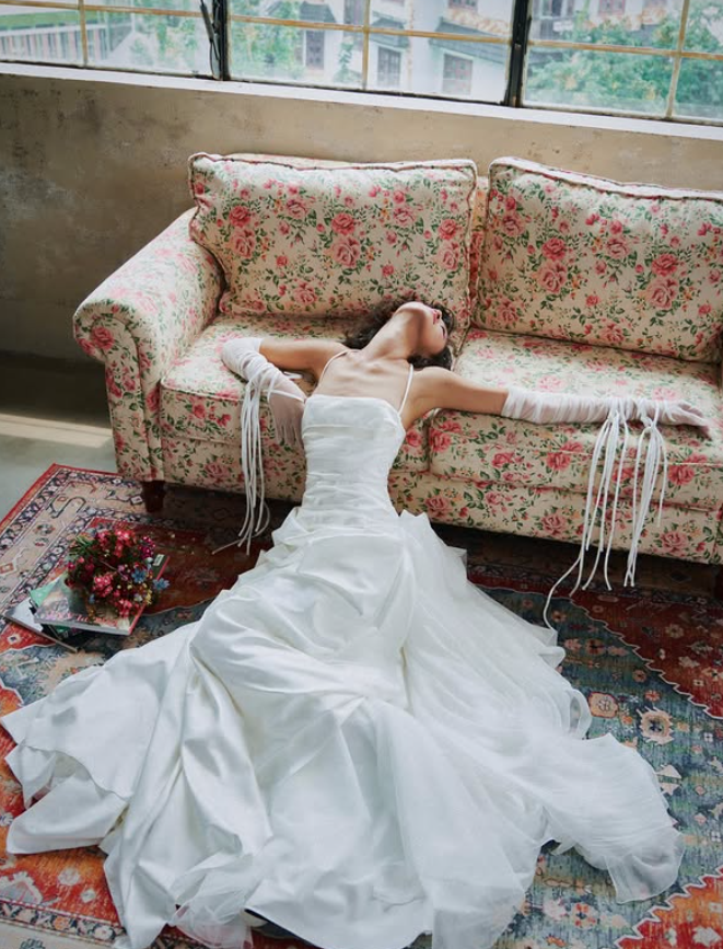 Stunning A Line Halter Pleated White Tulle Satin Long Wedding Dress SH4526