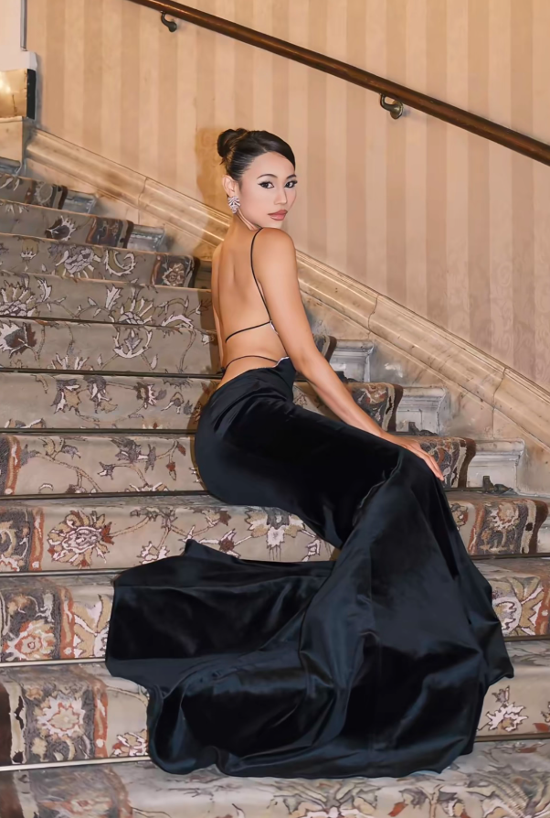 Black Mermaid Velvet Open Back Long Prom Dress Wedding Guest Dress SH4386