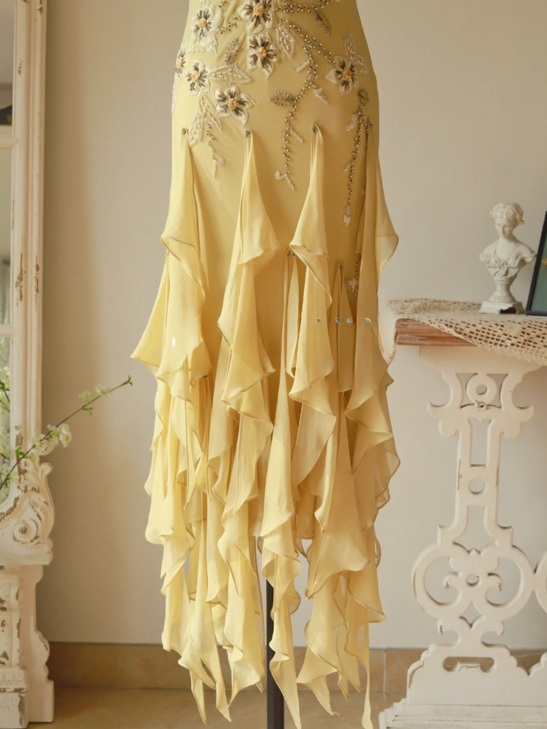Yellow Mermaid Spaghetti Strap Embroidered Beaded Ruffle Chiffon Prom Dress Formal Dress SH3881