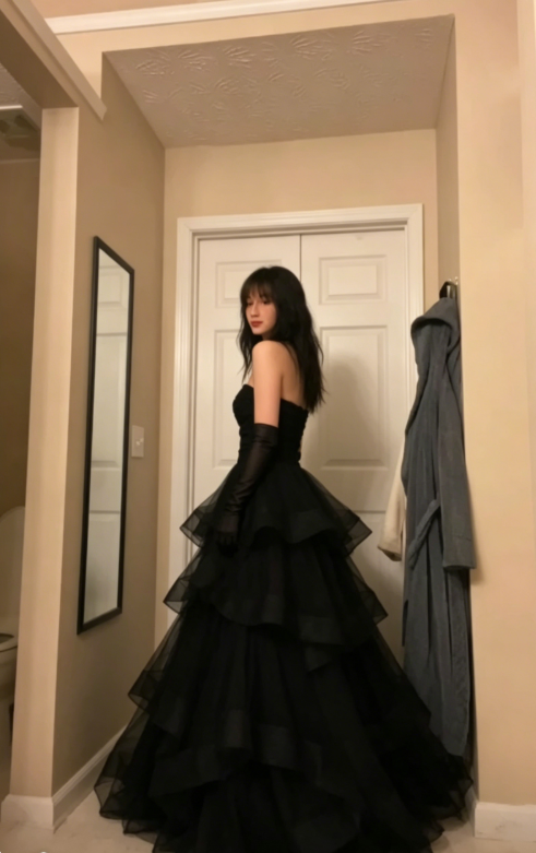 Princess A Line Sweetheart Neck Black Tiered Tulle Long Prom Dress Evening Dress SH355