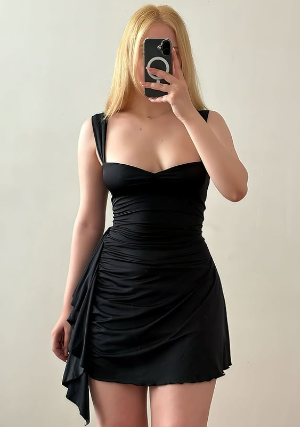 Simple Black A Line Straps Satin Short Prom Dress Homecoming Dress Outfits SH6833