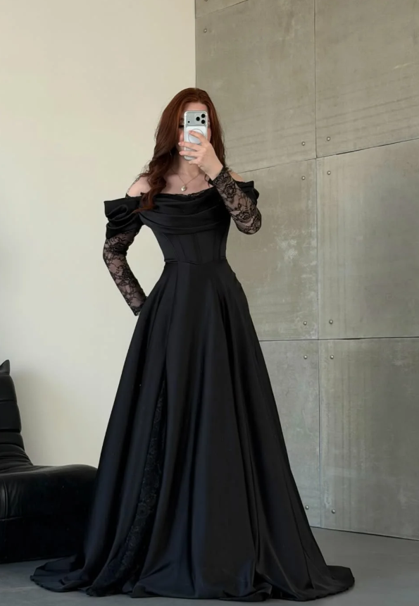 Elegant Black A Line Long Sleeve Lace Satin Prom Dress Evening Dress SH6013