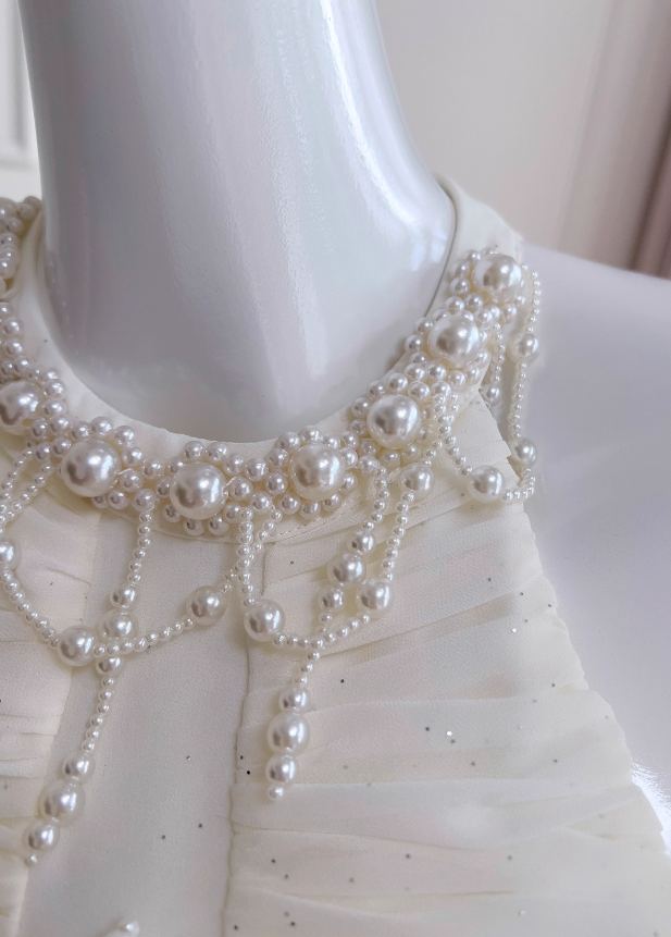 Elegant White A Line Halter Pearl Pleated Chiffon Prom Dress Vacation Dress SH4503