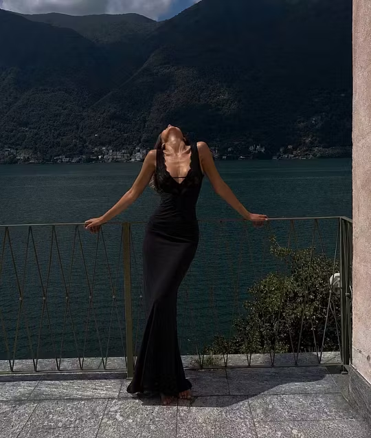 Sexy Black Mermaid V Neck Lace Satin Prom Dress Evening Dress SH8570