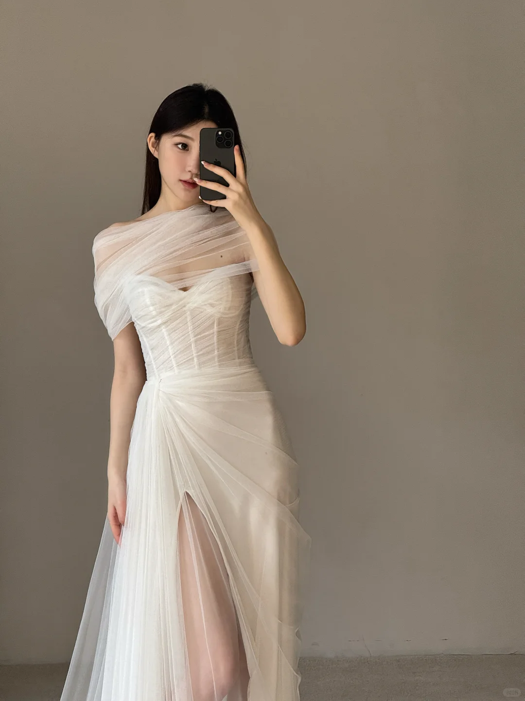 Elegant A Line Sweetheart Neck White Tulle Long Wedding Dress with Slit  SH5098
