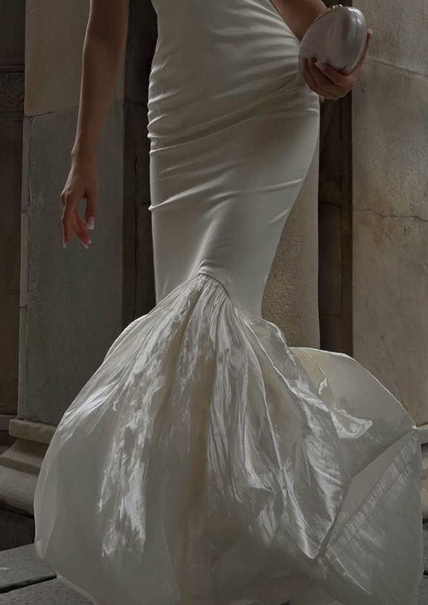 White Elegant Mermaid V Neck Satin Long Prom Dress Wedding Dress SH4616