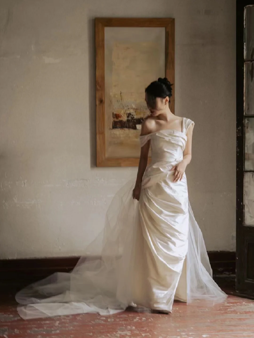 Simple Vintage Sheath Straps Pleated Satin Tulle Wedding Dress SH5074