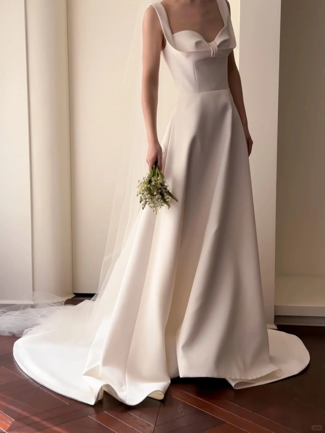 Classic Pretty A Line Spaghetti Straps White Satin Wedding Dress SH5080