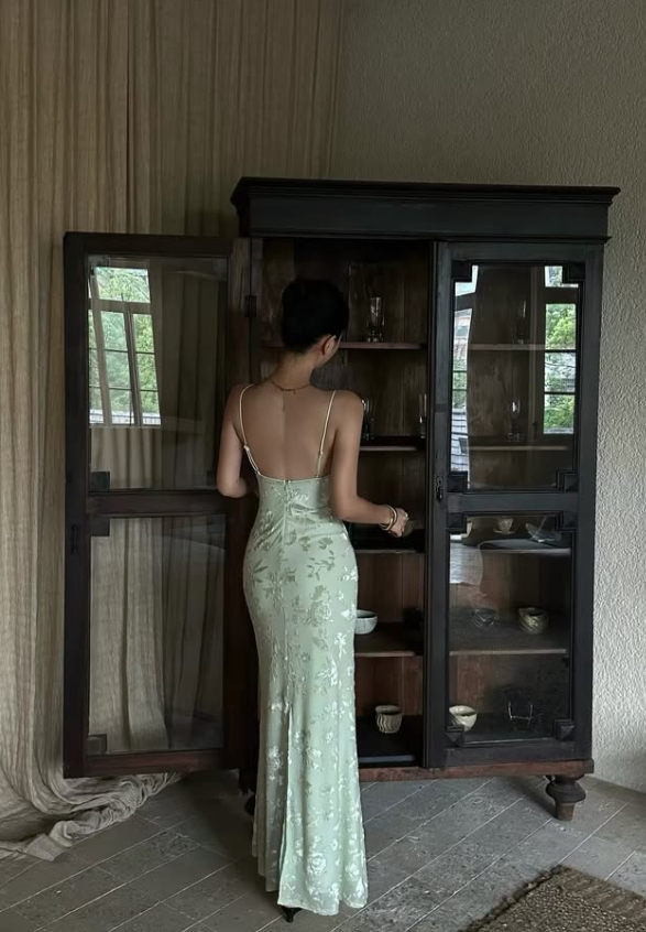 Sage Green Sheath Spaghetti Strap Beaded Print Satin Backless Prom Dress Evening Dress SH8781