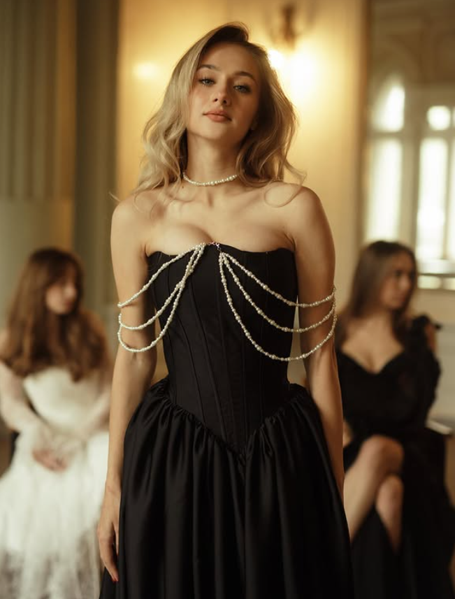 Elegant Black A Line Strapless Corset Pearl Satin Prom Dress Evening Dress SH6696