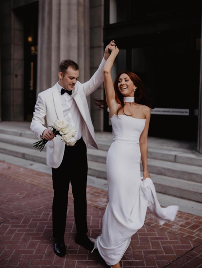 Elegant White Sheath Strapless Satin Long Train Wedding Dress SH7130
