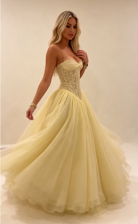 Princess Yellow A Line Sweetheart Neck Lace Chiffon Long Prom Dress Outfits SH6736