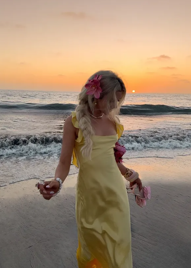 Yellow A Line Straps Satin Open Back Long Prom Dress Outfits SH4806