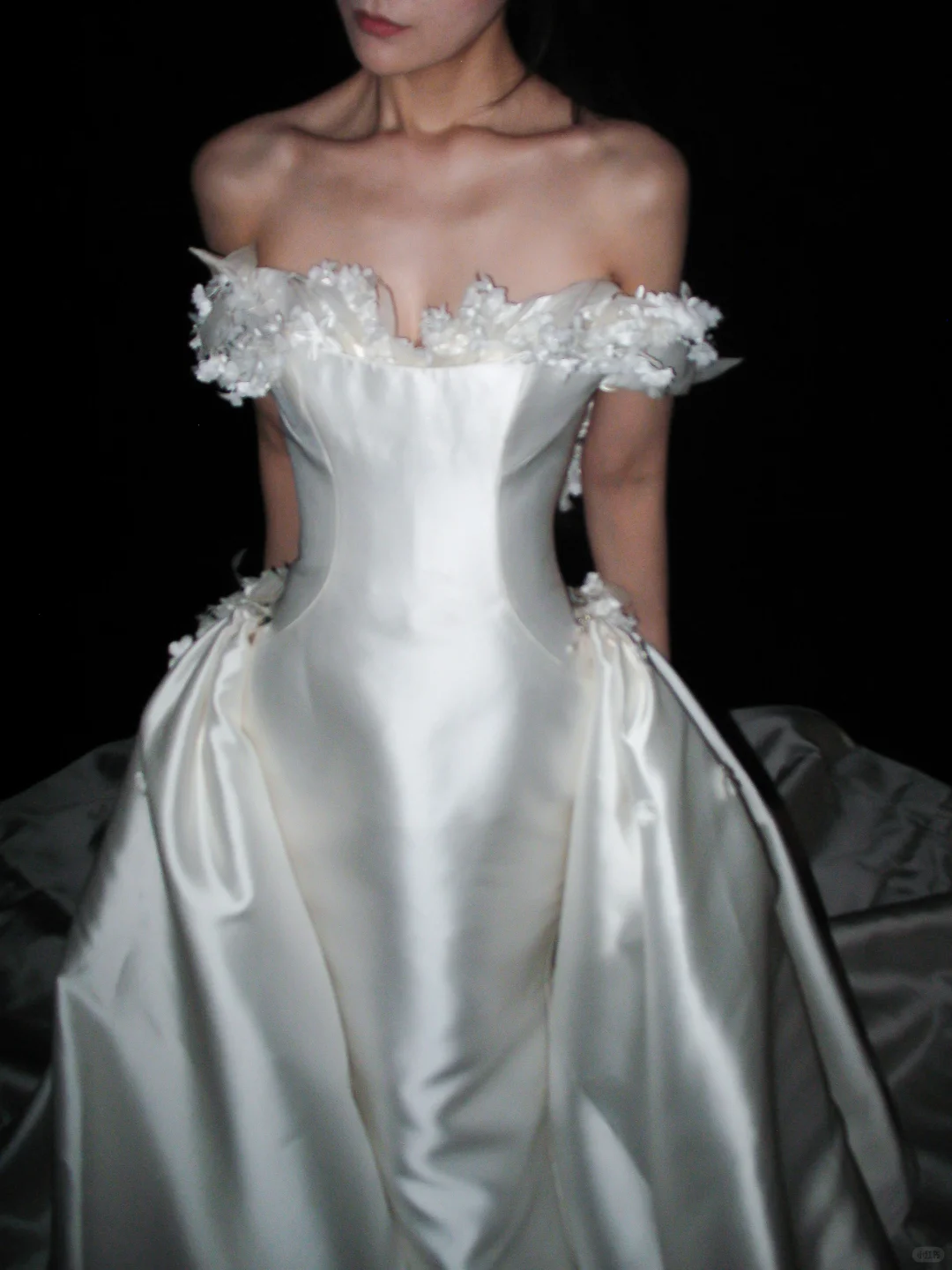 Elegant Ball Gown Off the Shoulder White Appliques Satin Long Train Wedding Dress SH8889