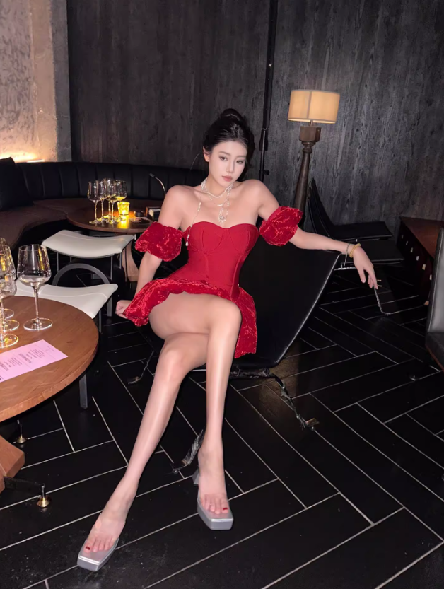 Red A Line Off the Shoulder Satin Velvet Short Homecoming Dress Cocktail Dress SH3383