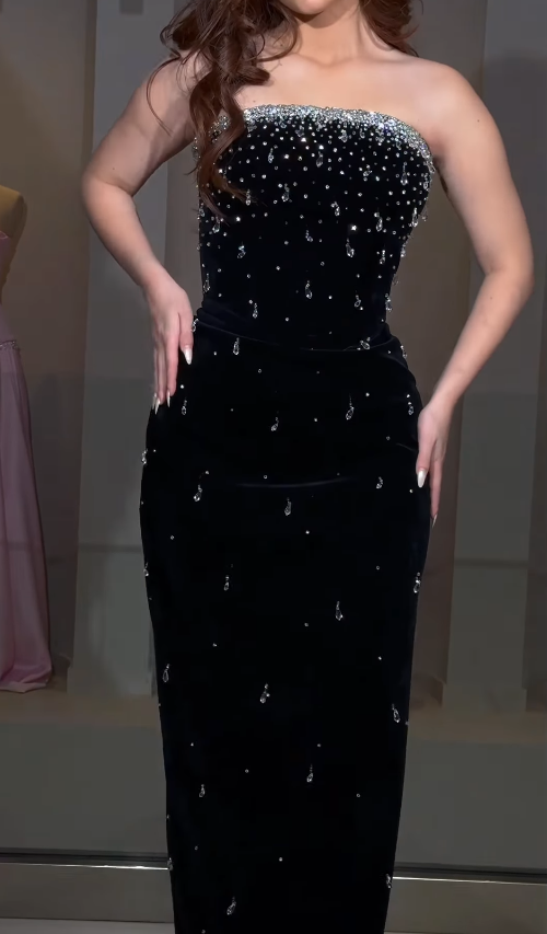 Glamorous Sheath Strapless Exquisite Beaded Black Velvet Prom Dress Evening Dress SH6751