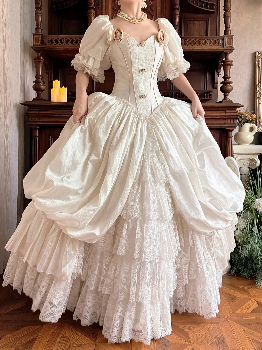 Vintage Retro Ball Gown Off the Shoulder Lace Satin Wedding Dress Prom Dress SH5883