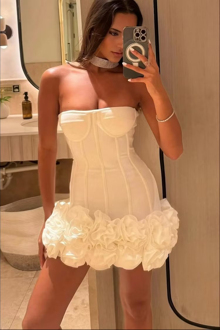 Glamorous White Strapless Sleeveless Short Prom Dress with Flowers SH7511