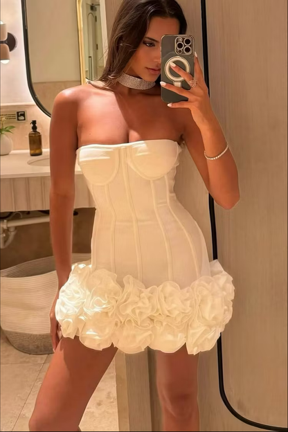 Glamorous White Strapless Sleeveless Short Prom Dress with Flowers SH7511