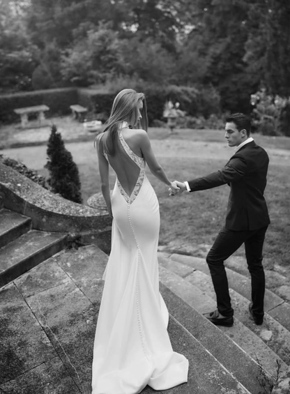 Elegant Mermaid Halter White Lace Satin Backless Long Train Wedding Dress SH7000