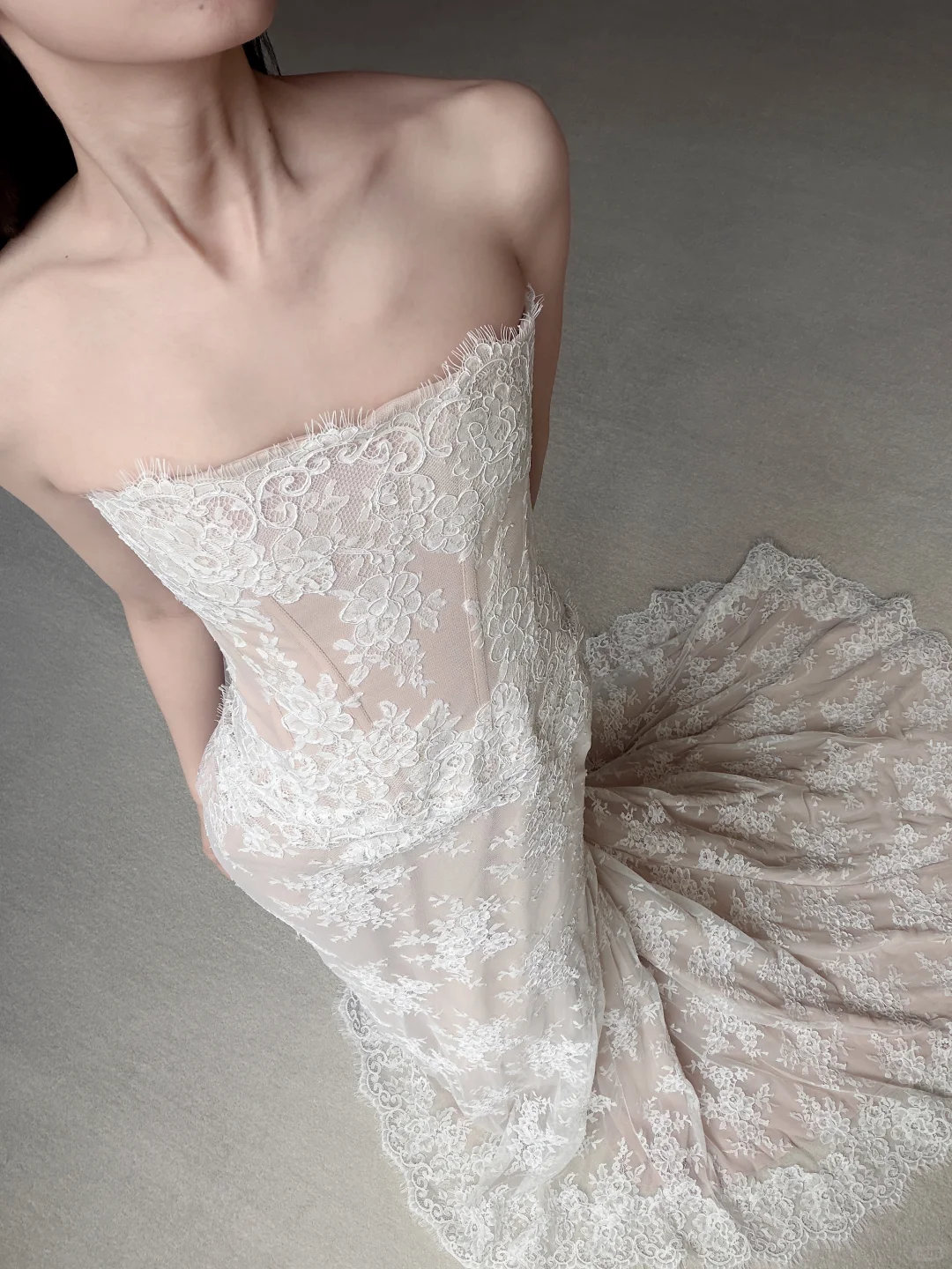 Apricot Sheath Strapless Lace Long Train Wedding Dress SH7723