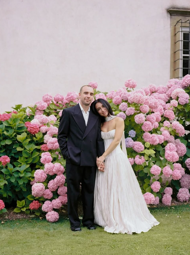 Elegant Ball Gown Strapless Corset Pleated Satin Prom Dress Wedding Dress SH4659