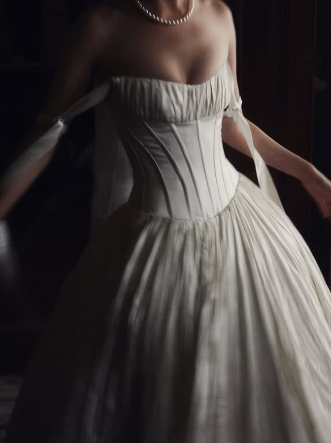 Elegant Ball Gown Strapless Corset Pleated Satin Prom Dress Wedding Dress SH4659