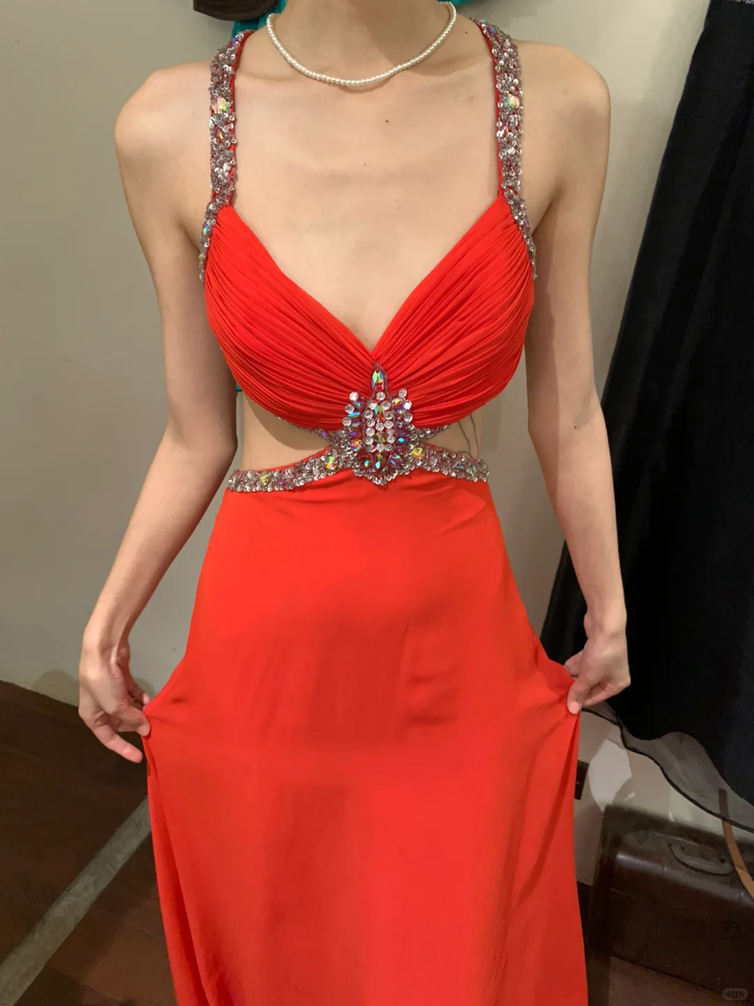 Vintage A Line Spaghetti Strap Red Beaded Sequin Chiffon Long Open Back Prom Dress Evening Dress SH2972
