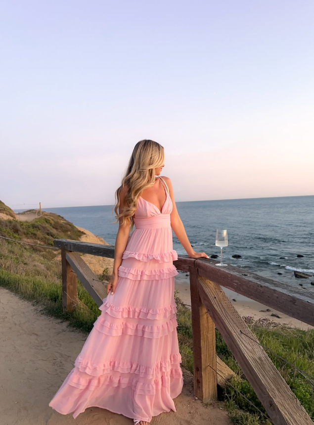 Simple Pink A Line Spaghetti Strap Layered Chiffon Open Back Date Dress Outfits SH3883