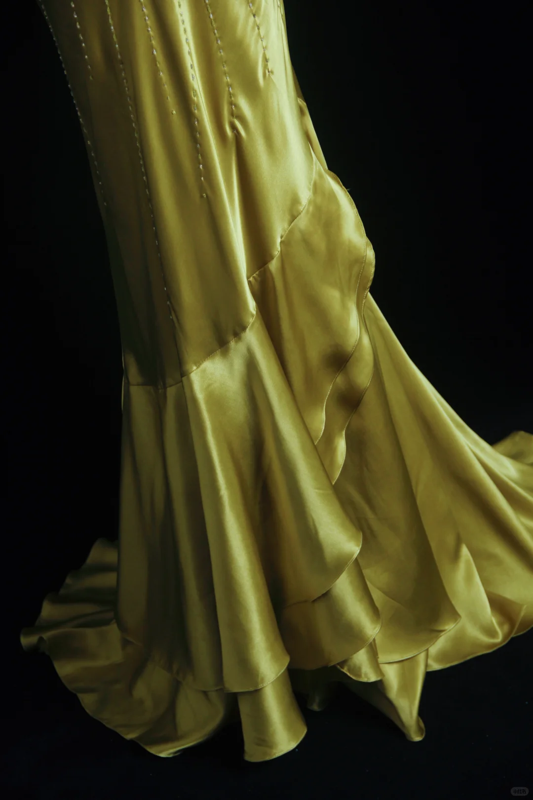 Vintage Mermaid Strapless Beaded Olive Green Satin Prom Dress Wedding Guest Dress SH5334
