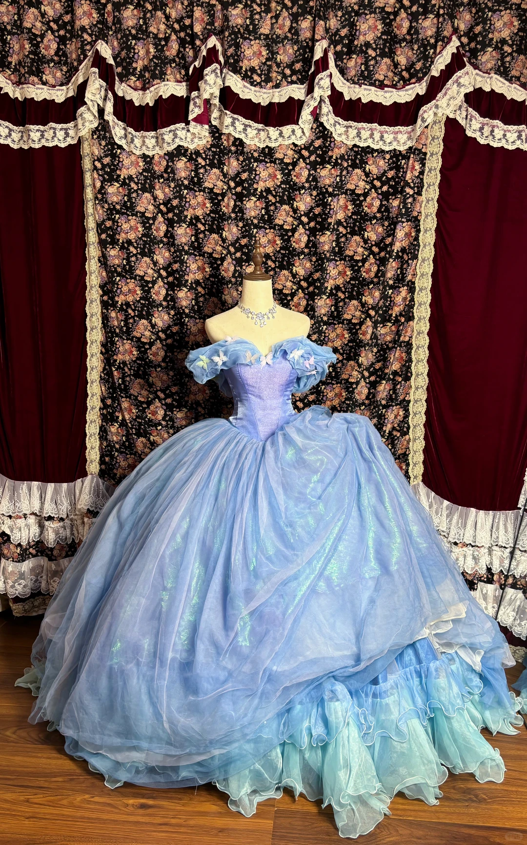 Princess Cinderella Ball Gown Off the Shoulder Blue Purple Tulle Prom Dress Sweet 16 Dress SH5772
