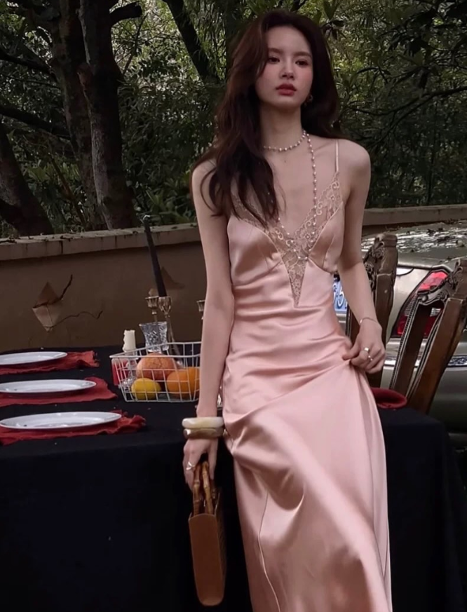Romantic Light Pink Sheath Straps Satin Prom Dress Evening Dress Date Dress SH5649